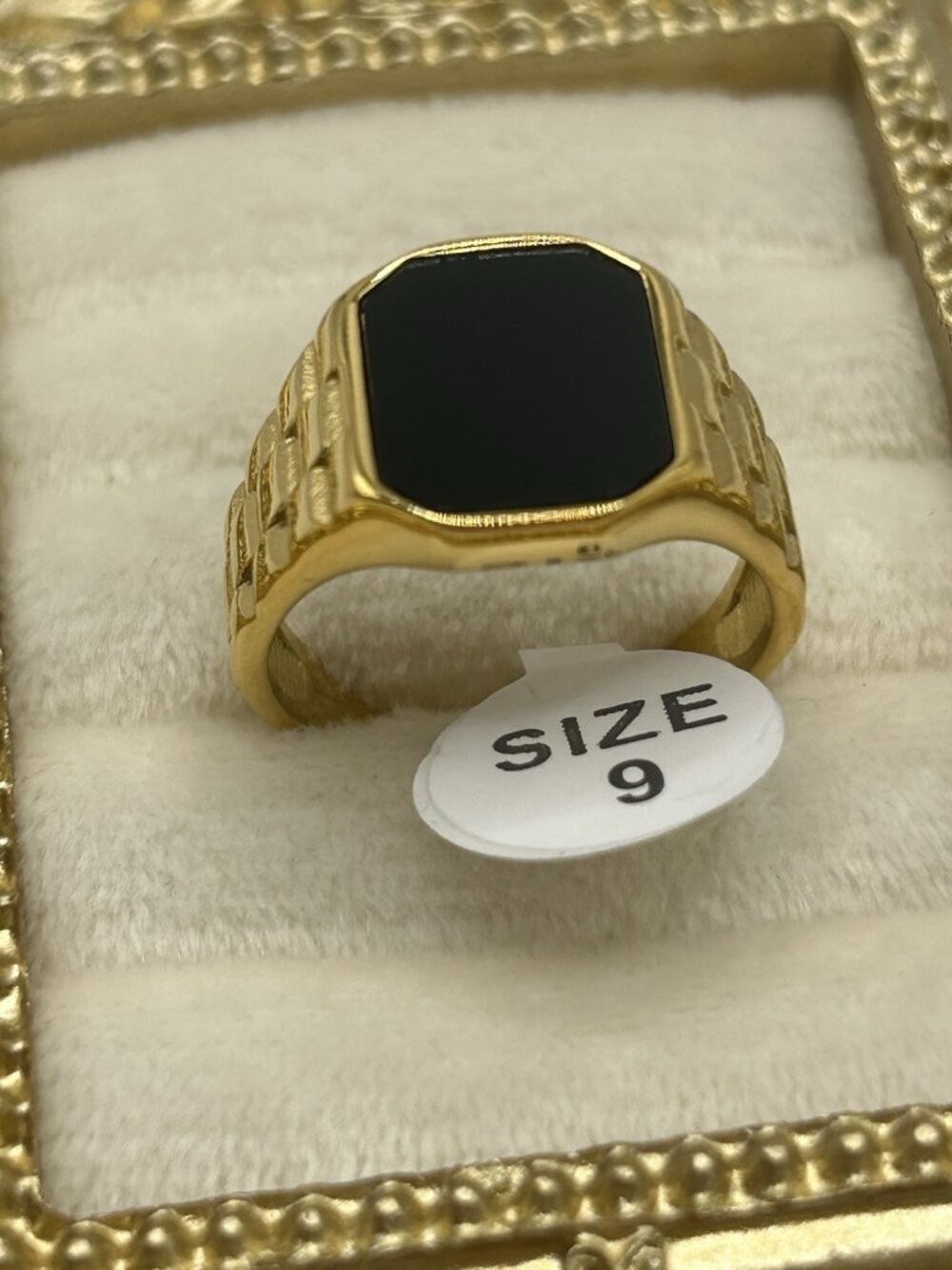 Vintage NOS Gold Tone Signet Ring Size 9 Unisex Jewelry Black Center Chunky New - Picture 5 of 13